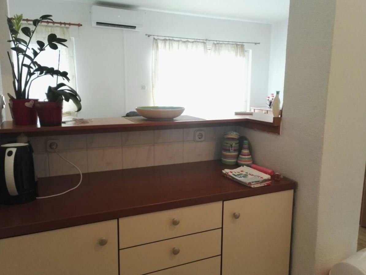 Apartments Jadranka Makarska Exterior photo
