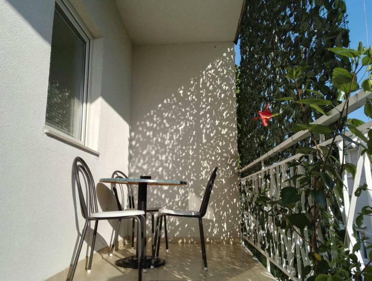 Apartments Jadranka Makarska Exterior photo